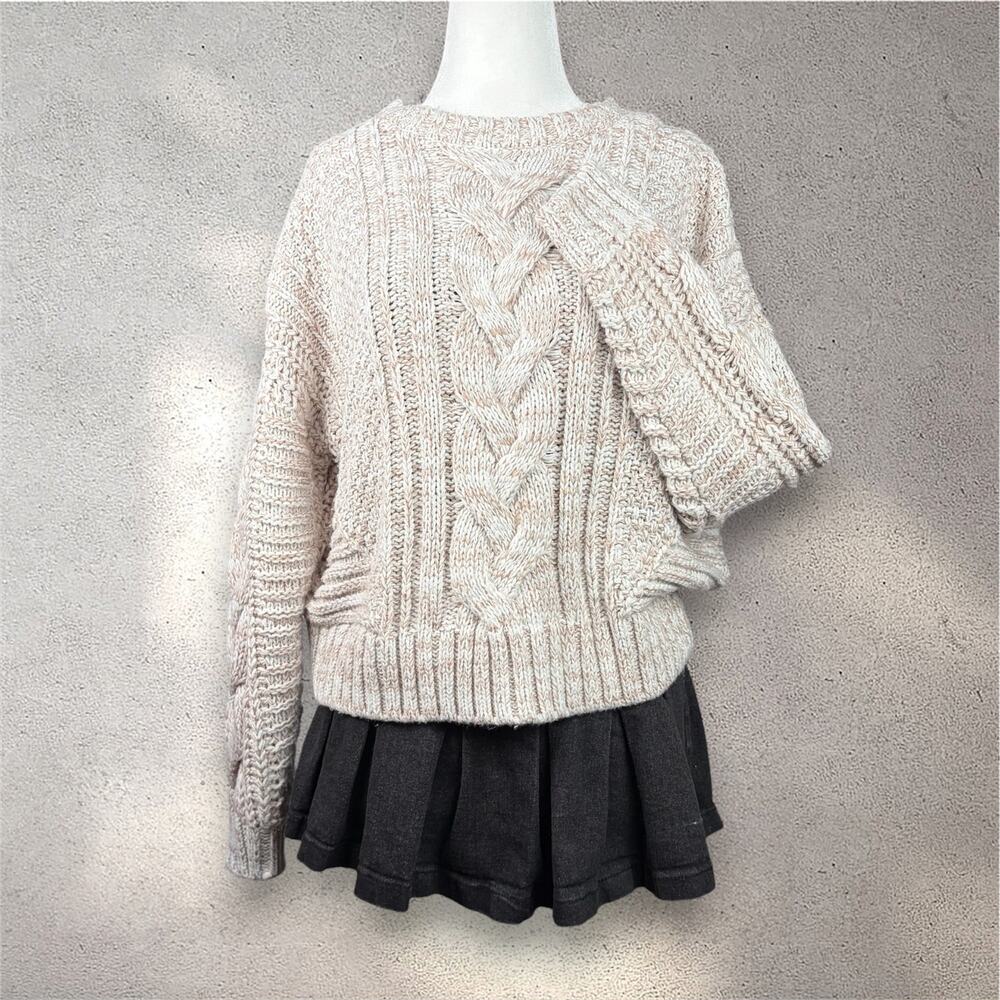 Moon & Madison Cable Knit Sweater Women's M Beige Cropped Cottage Oatmeal Autumn